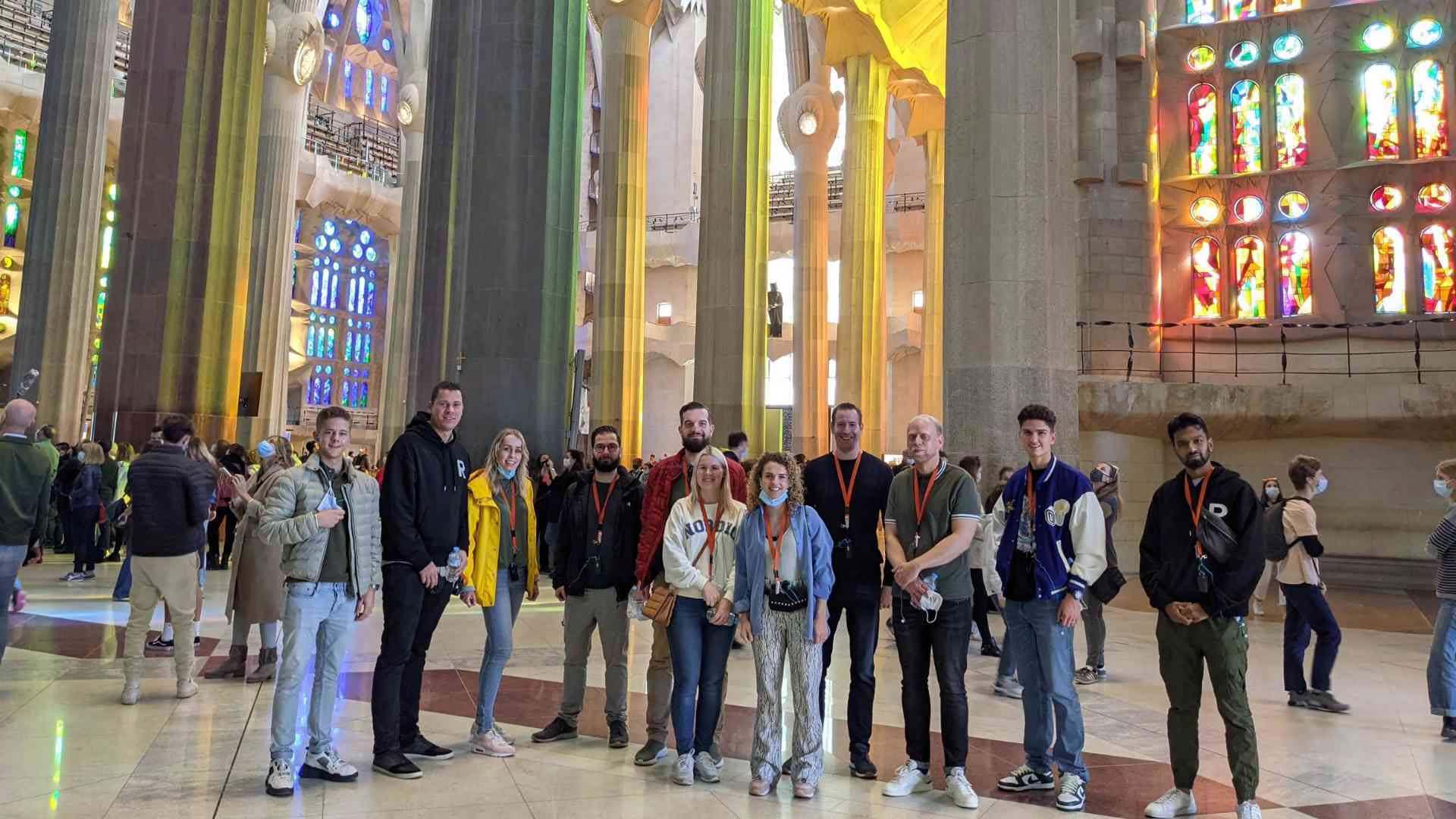Team Rinkel in de Sagrada Familia in Barcelona