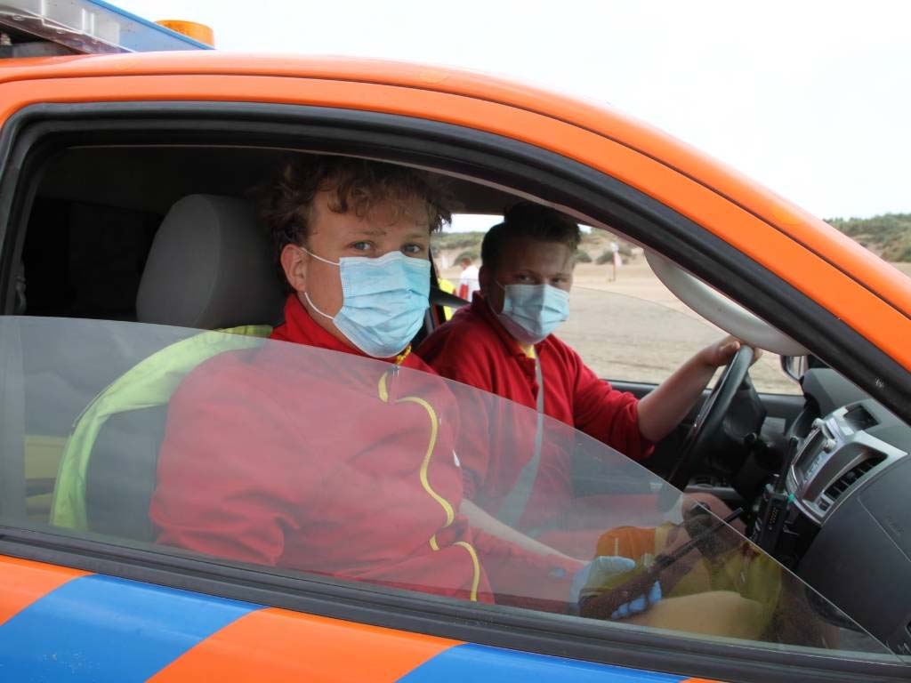 Willem van de Reddingsbrigade van Rockanje in de auto